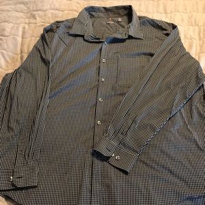 Black and white plaid men’s button-down